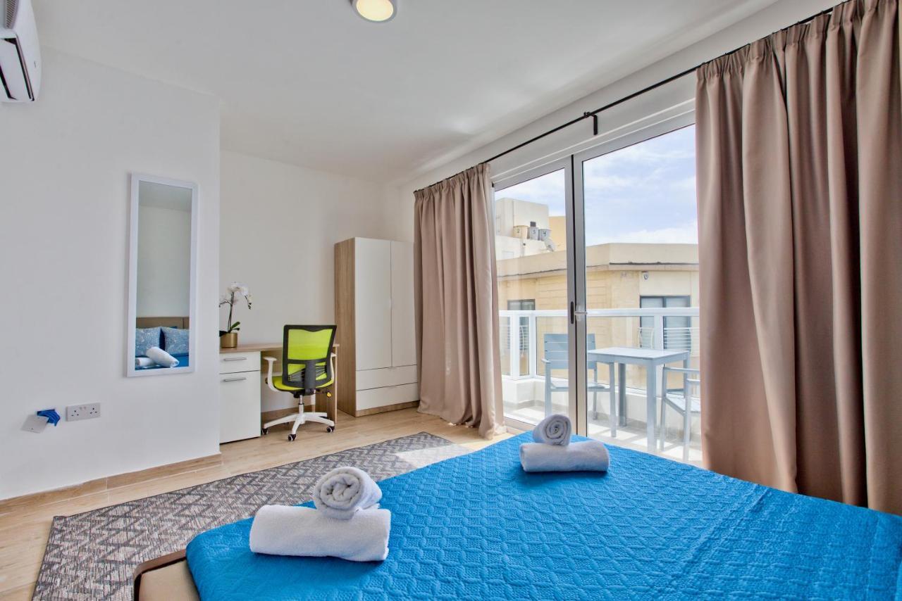 Sliema Duplex Penthouse With Sea Views & Private Terrace By Shortletsmalta Apartment Екстериор снимка